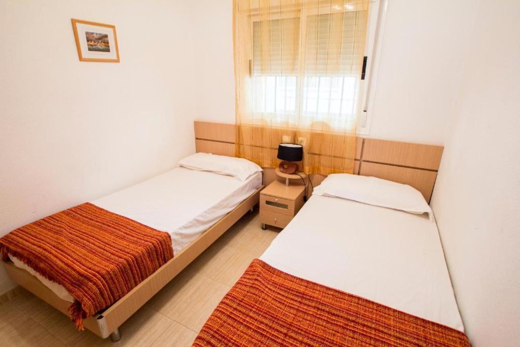 Apartamentos Be Suites Primera Linea Оропеса дел Мар Екстериор снимка