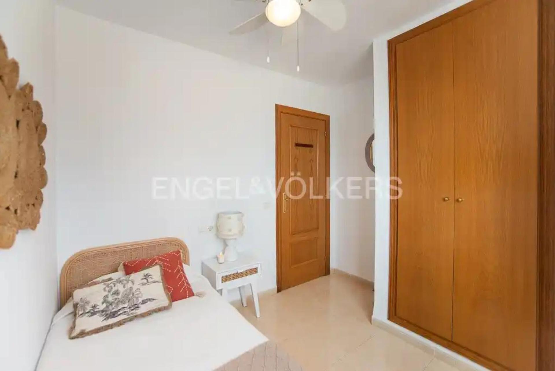 Apartamentos Be Suites Primera Linea Оропеса дел Мар Екстериор снимка